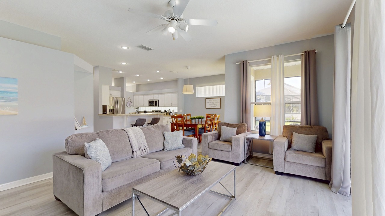 Photo of Livingroom in Sunset Lakes