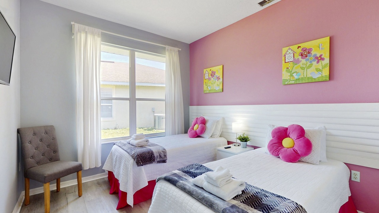 Photo of Bedroom in Sunset Lakes