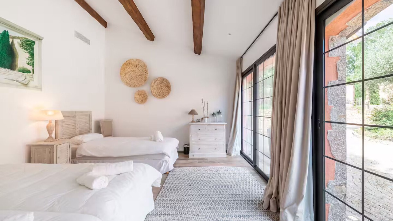 Photo of Bedroom in Saint-Paul-en-Foret