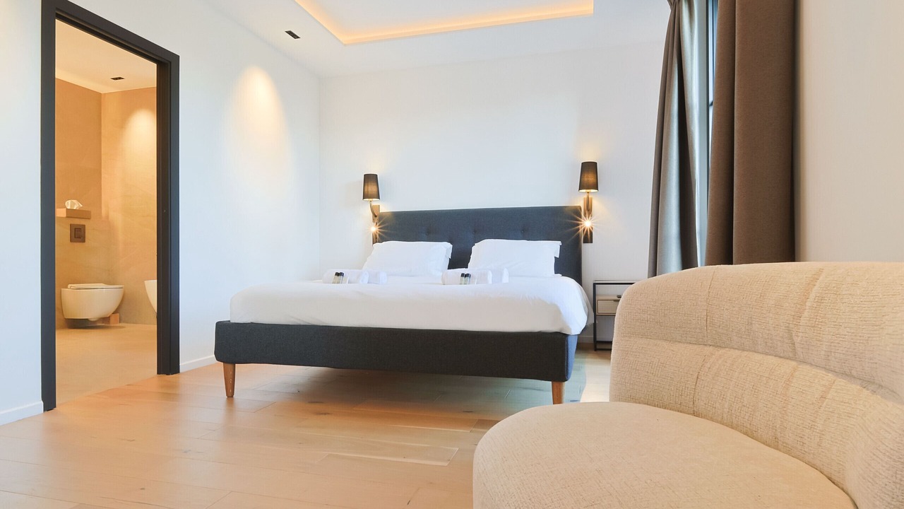 Photo of Bedroom in California - Pezou