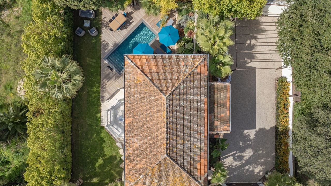Photo of Outdoor in California - Pezou