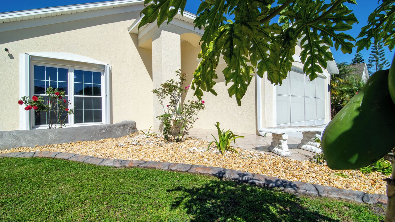 Photo of Patio Balcony in Lakeside Estates