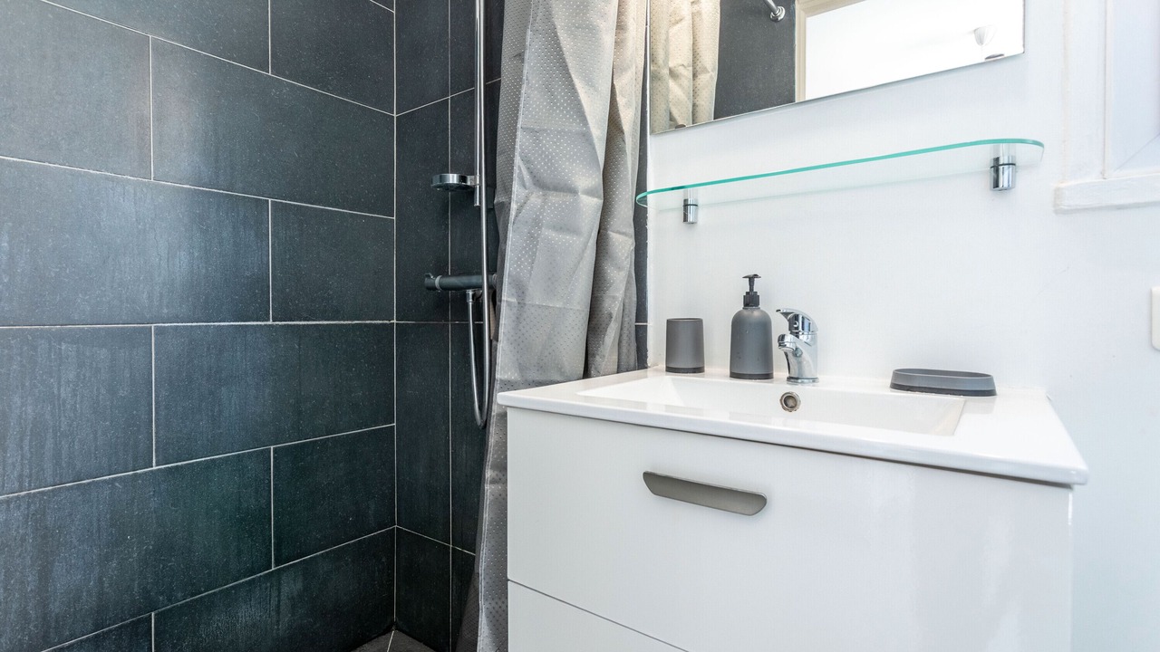 Photo of Bathroom in Frejus Plage