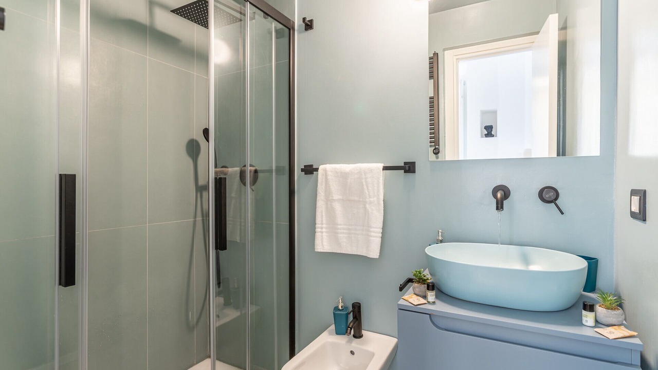 Photo of Bathroom in Esquilino