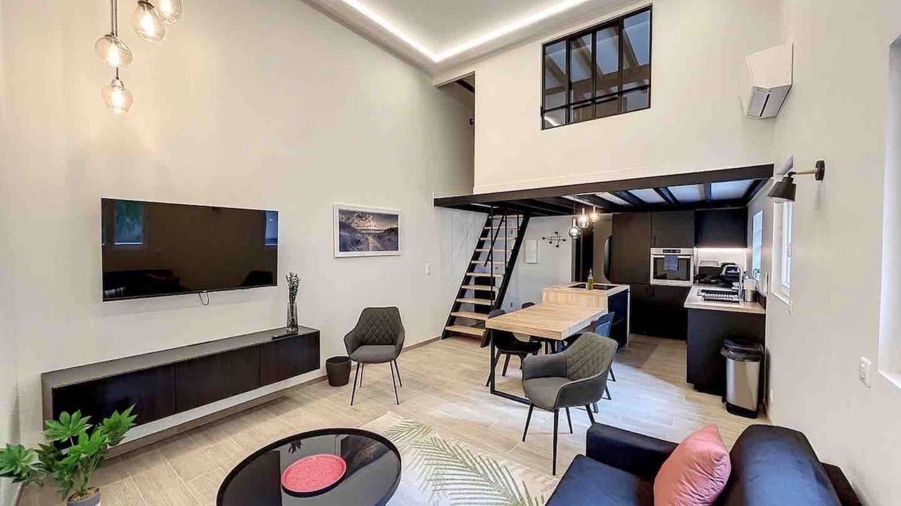 Photo of Livingroom in Cannes City Centre