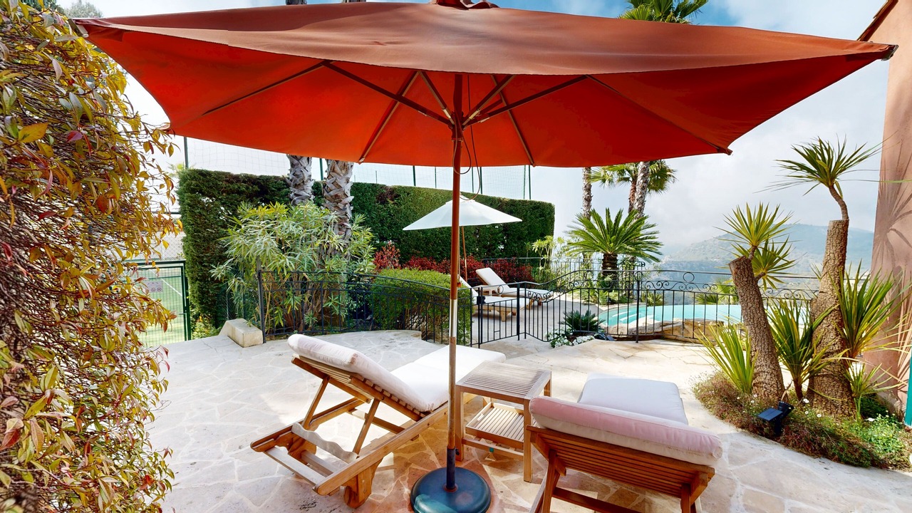 Photo of Others in Eze
