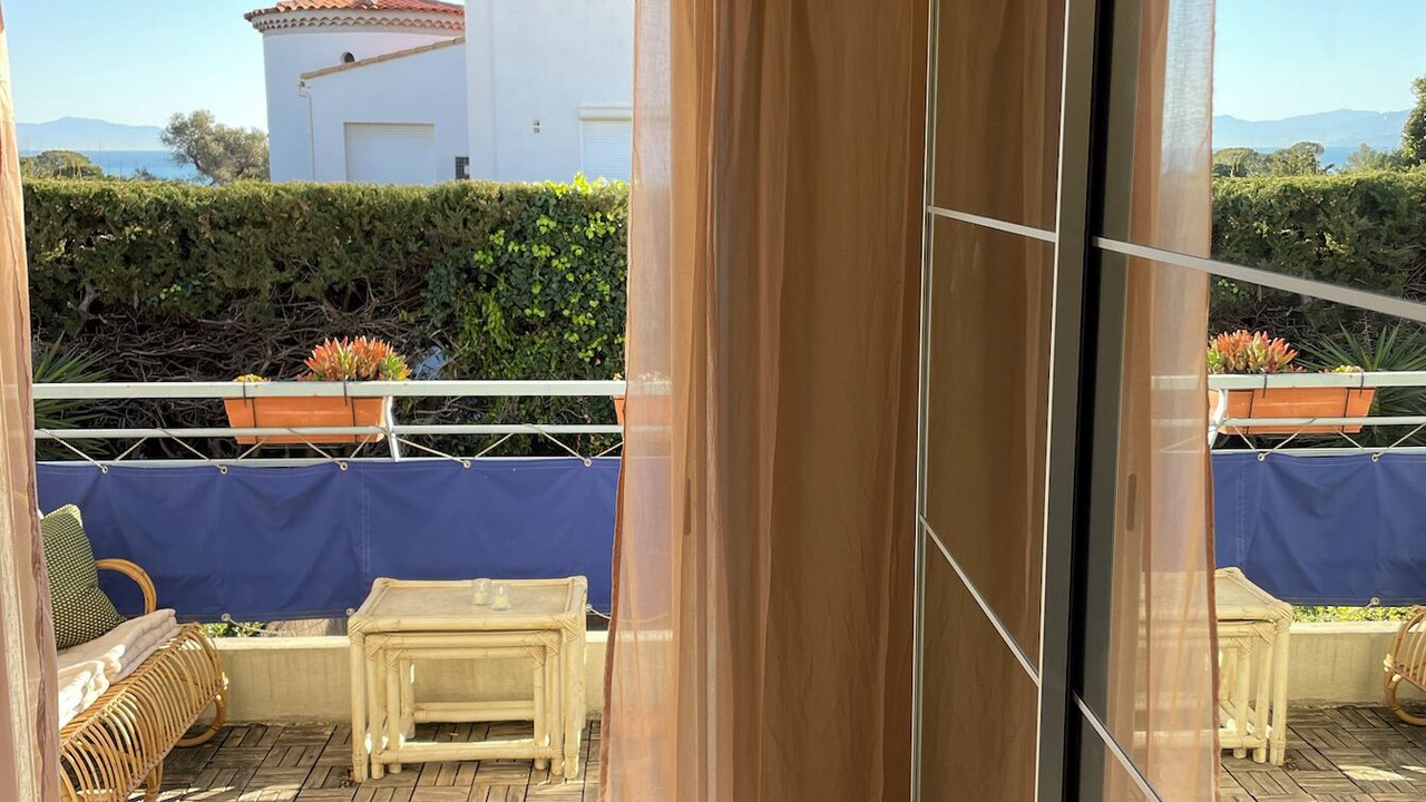 Photo of Bedroom in Cap-d'Antibes