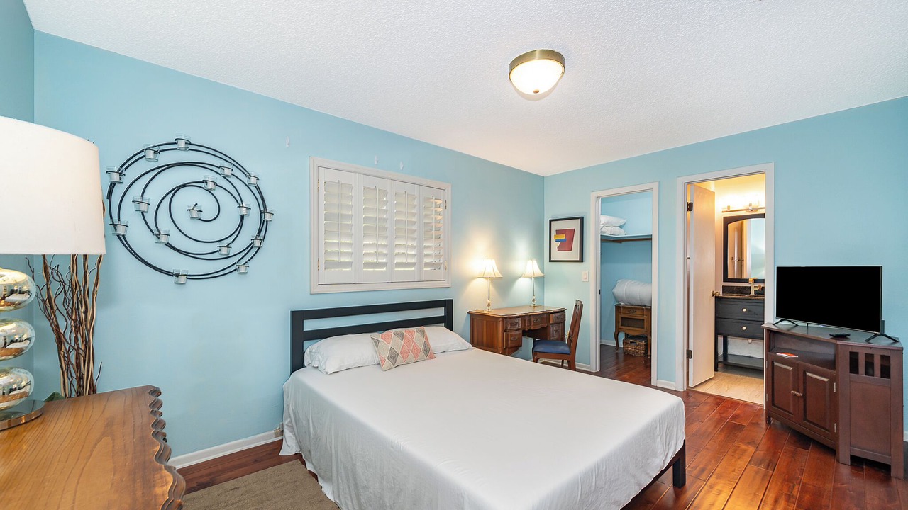 Photo of Bedroom in Forest City