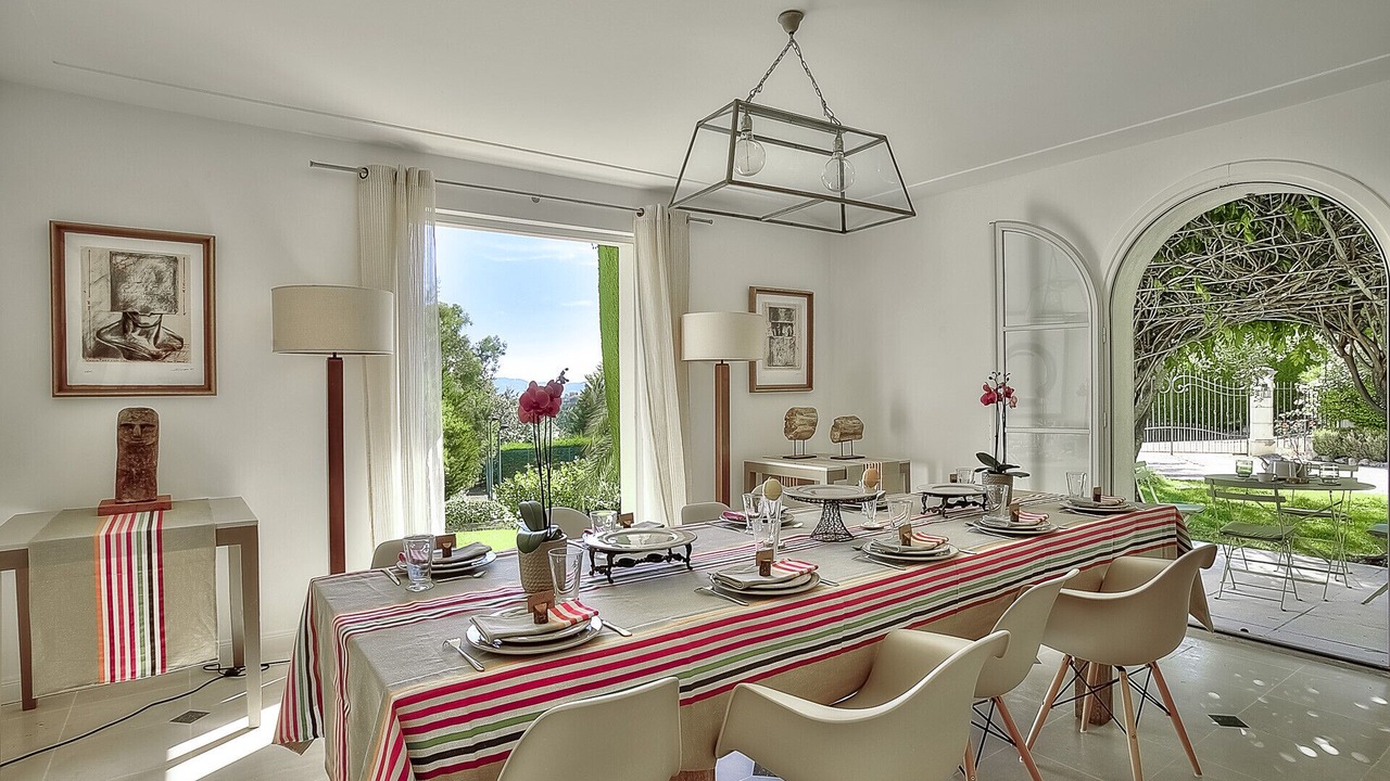 Photo of Others in Chateauneuf-Grasse