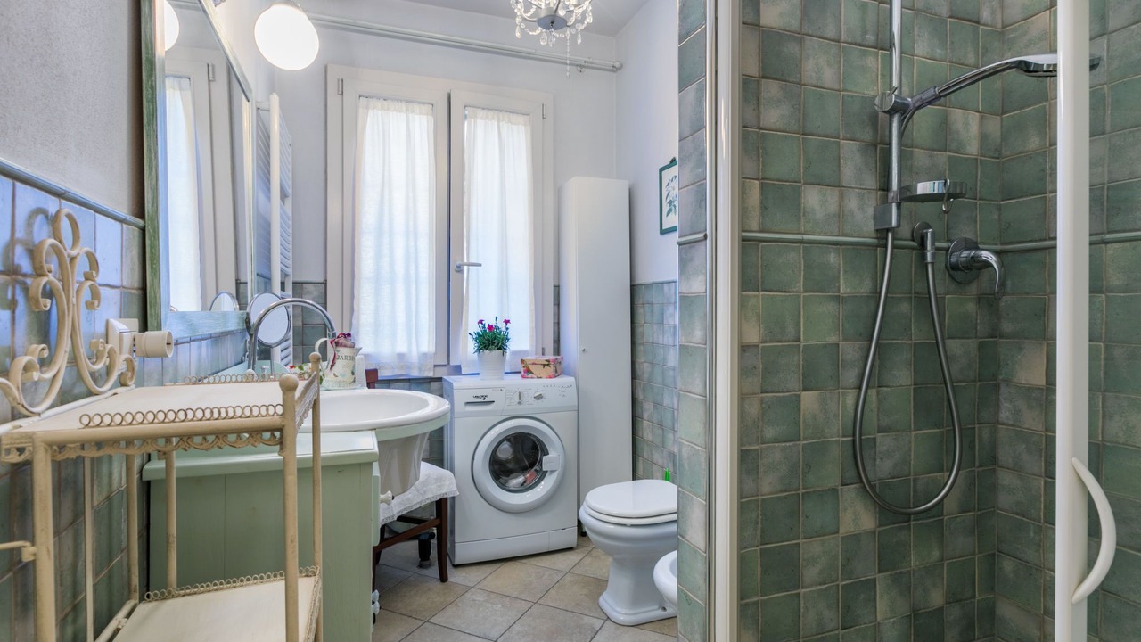 Photo of Bathroom in Rosignano Solvay