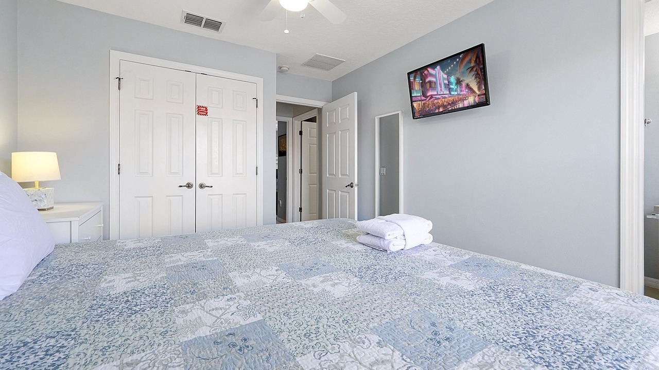 Photo of Bedroom in Sunset Lakes