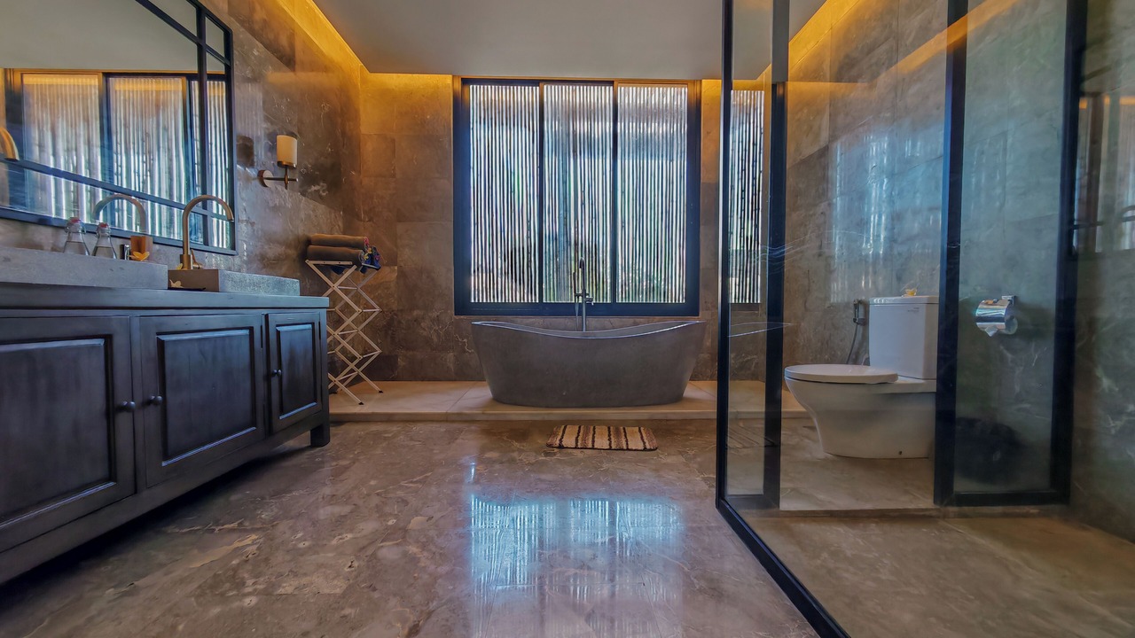 Photo of Bathroom in Abang