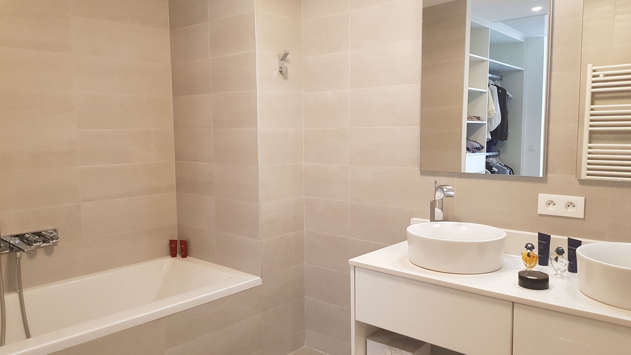 Photo of Bathroom in Falicon