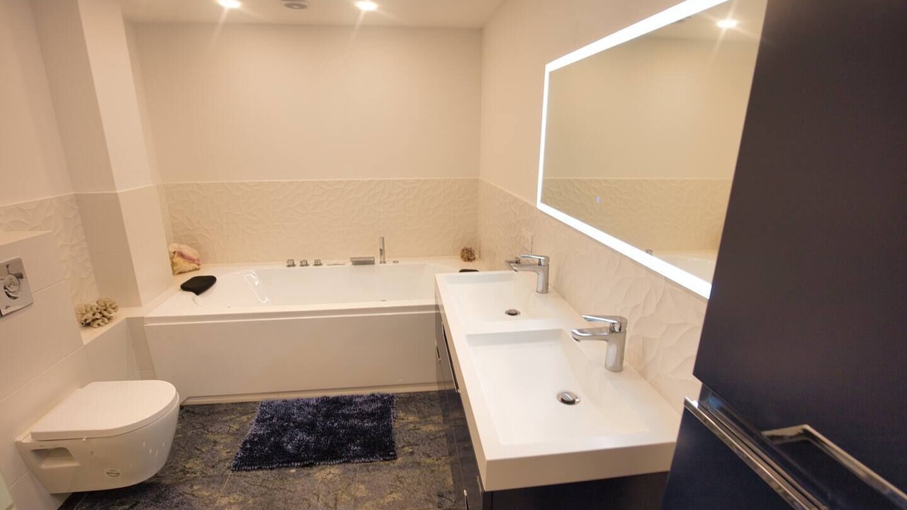 Photo of Bathroom in Biot