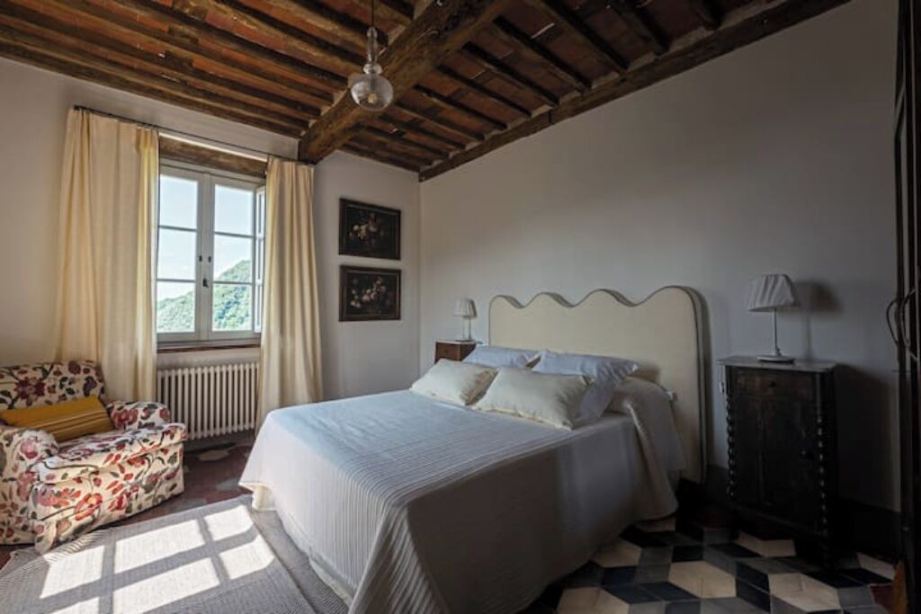 Photo of Bedroom in Loppeglia