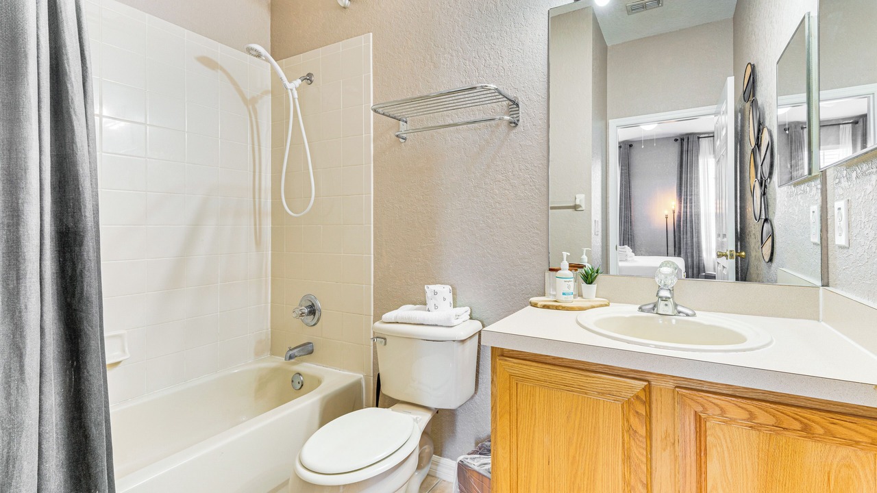 Photo of Bathroom in Regal Palms