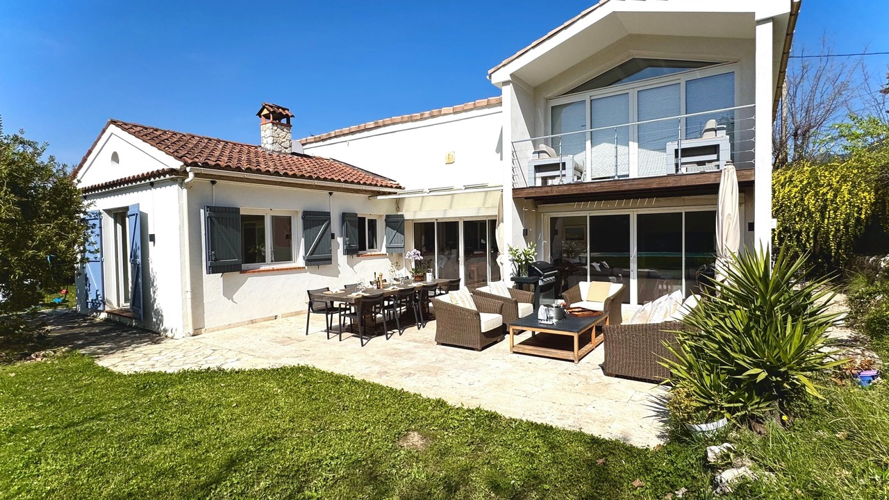 Photo of Outdoor in Le Rouret