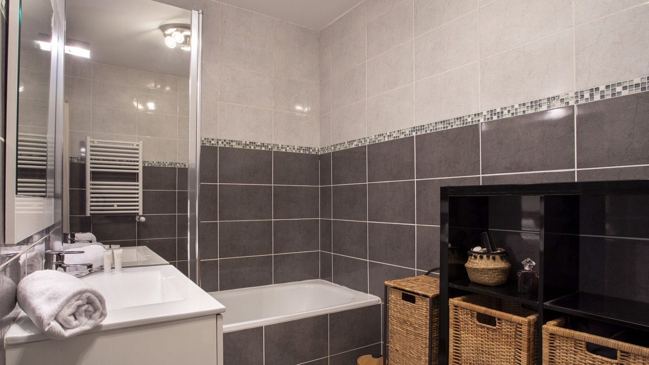 Photo of Bathroom in Liberation