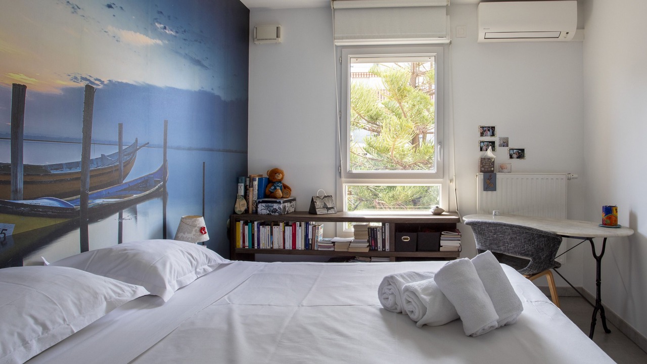 Photo of Bedroom in Liberation