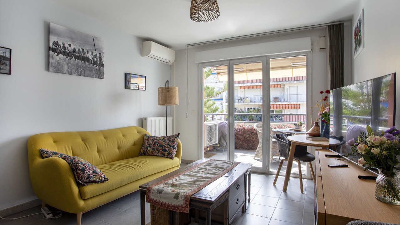 Photo of Livingroom in Liberation