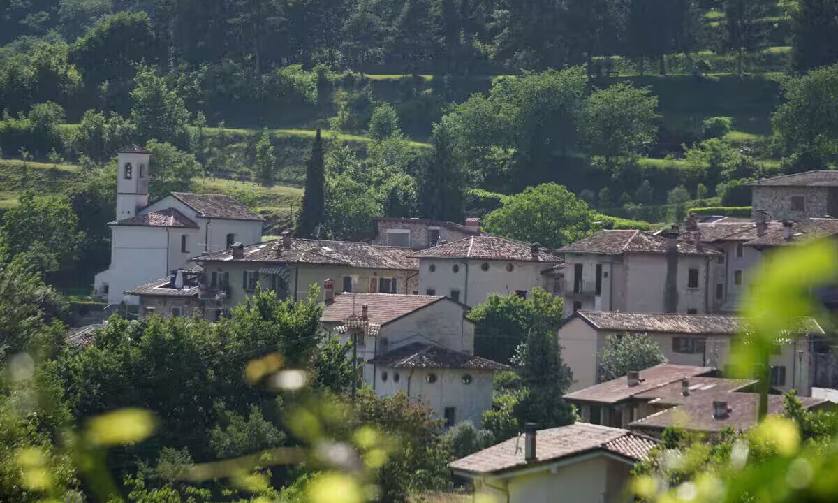 Photo of Others in Vesio