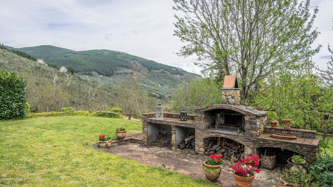 Photo of Outdoor in Buti