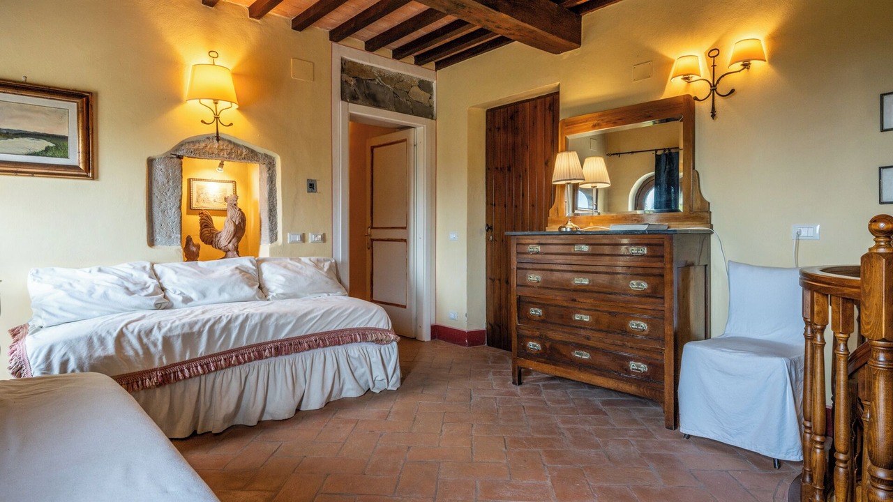 Photo of Bedroom in Buti