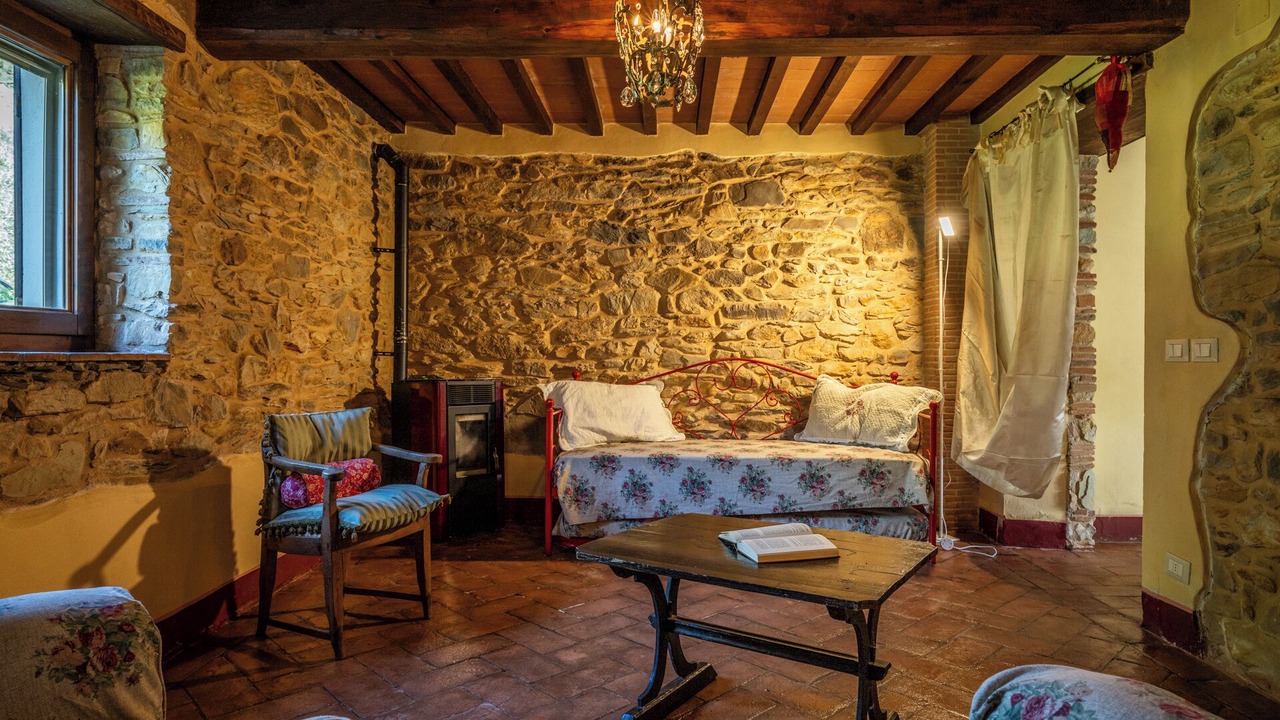 Photo of Livingroom in Buti