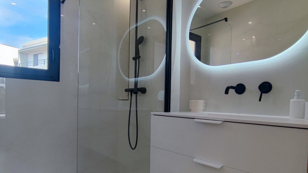 Photo of Bathroom in La Roquette-sur-Siagne