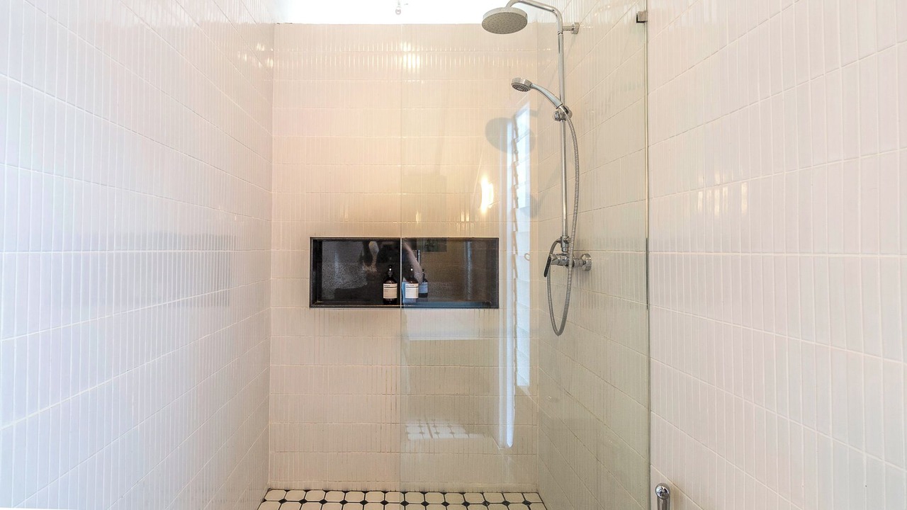 Photo of Bathroom in Kedewatan