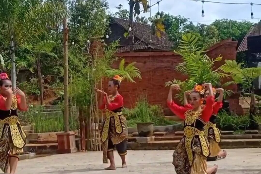 Photo of Others in Kalangbret