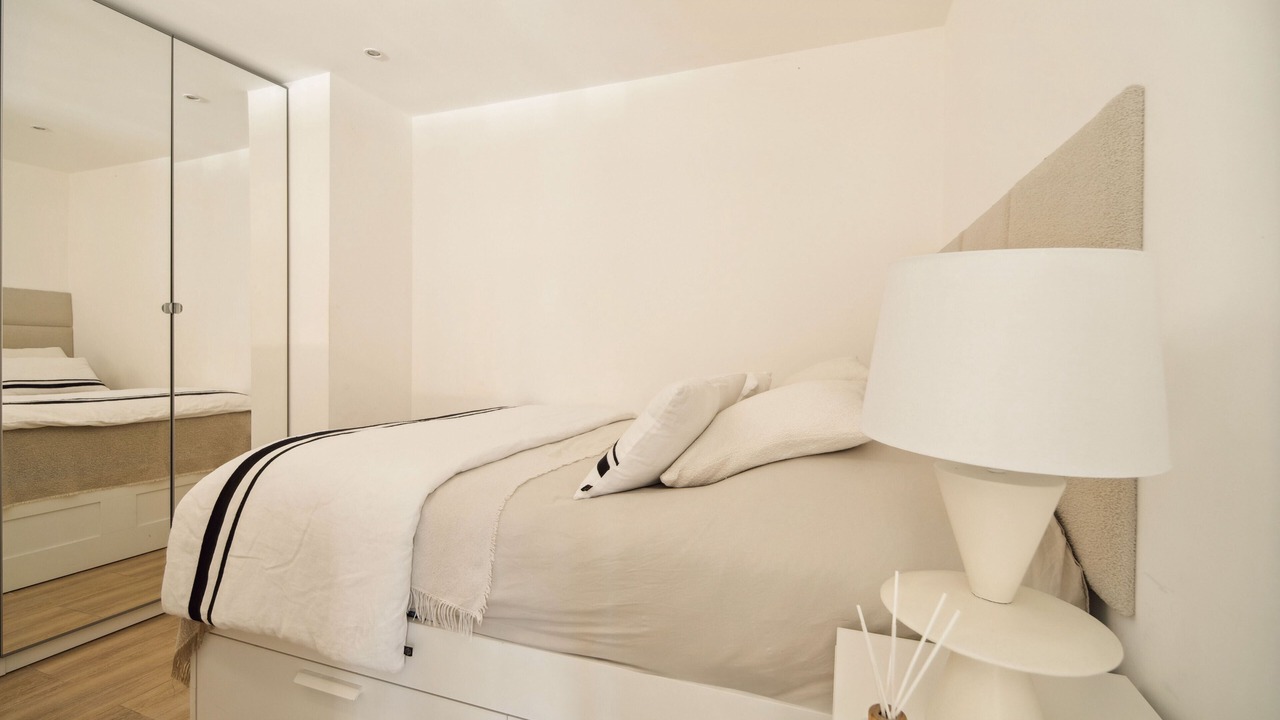 Photo of Bedroom in Saint-Tropez City Centre
