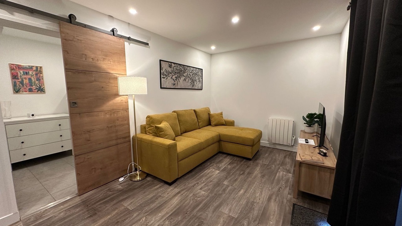 Photo of Livingroom in Aspremont