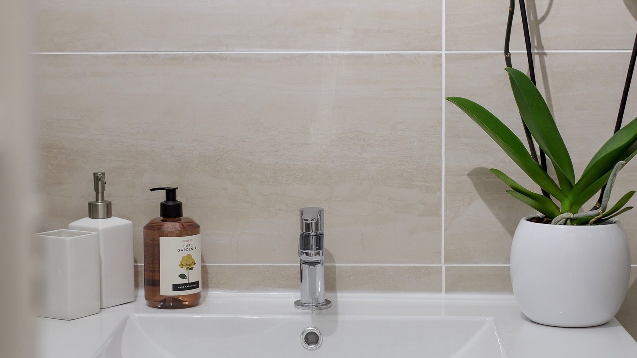 Photo of Bathroom in Quartier du Port