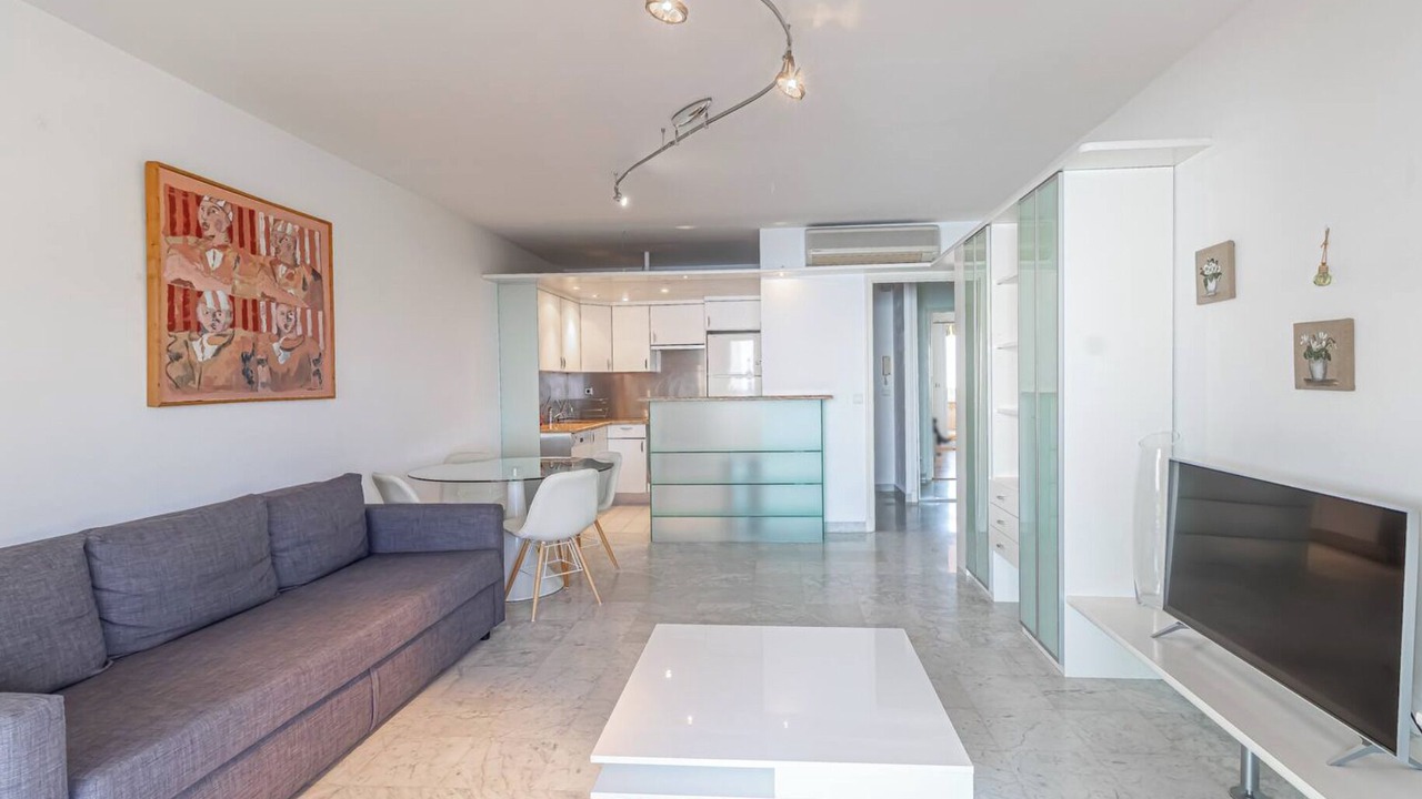 Photo of Livingroom in Eze