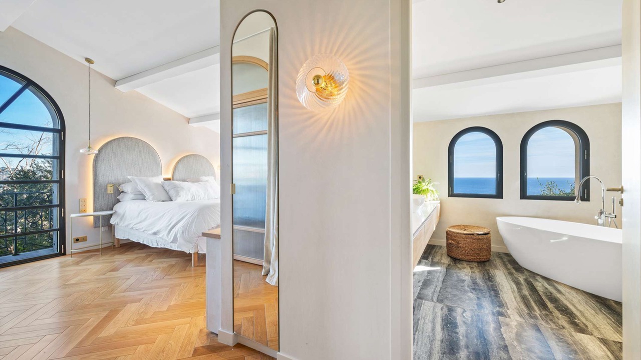 Photo of Bedroom in La Croix des Gardes