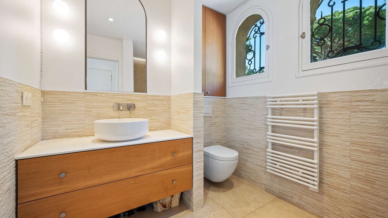 Photo of Bathroom in La Croix des Gardes