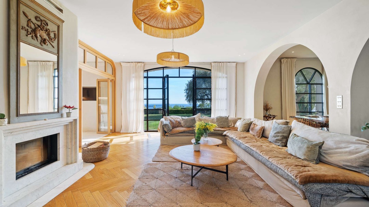 Photo of Livingroom in La Croix des Gardes