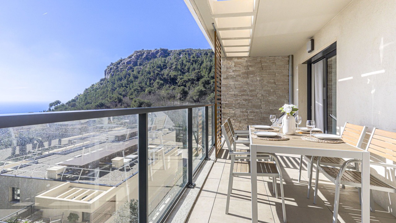 Photo of Others in Eze