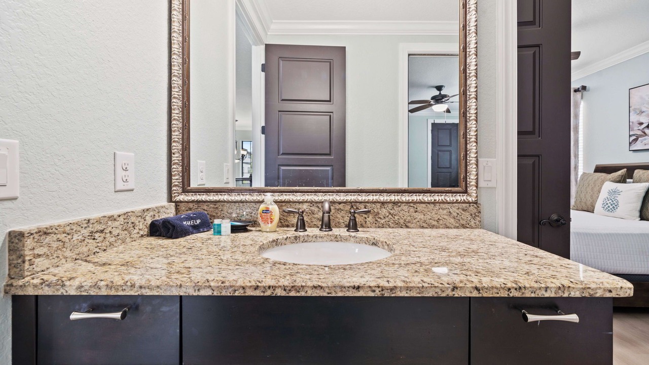 Photo of Bathroom in Bay Lake