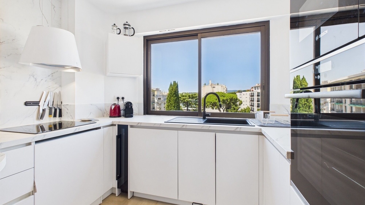 Photo of Kitchen in California - Pezou