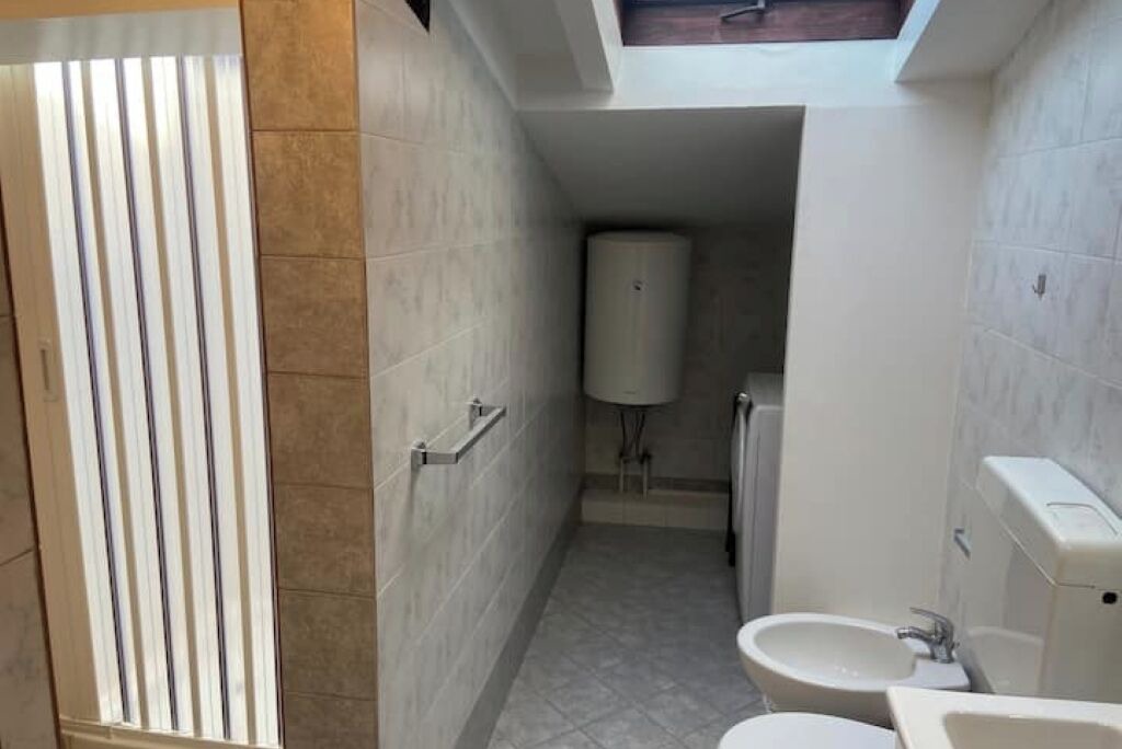 Photo of Bathroom in Livorno