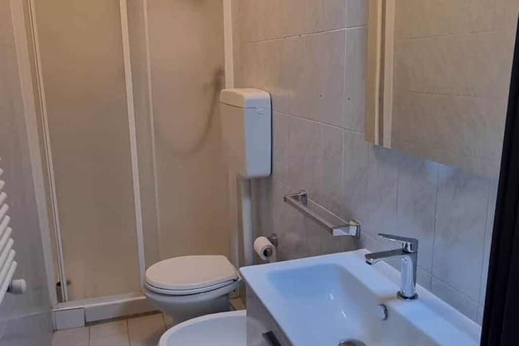 Photo of Bathroom in Livorno
