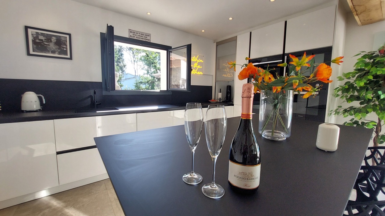 Photo of Kitchen in Roquefort-les-Pins