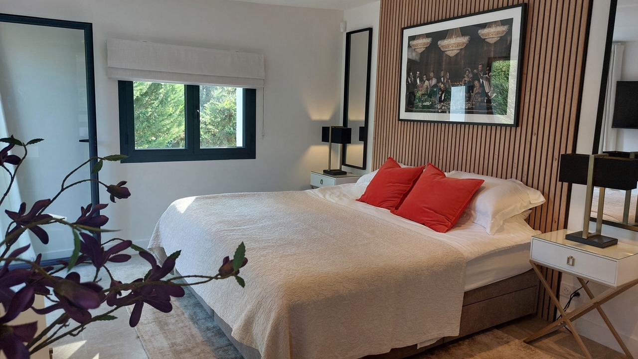 Photo of Bedroom in Roquefort-les-Pins