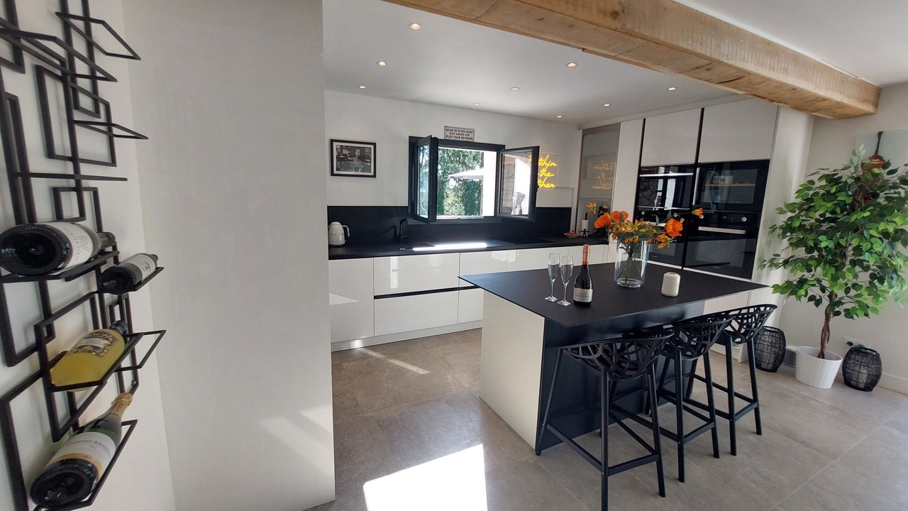 Photo of Kitchen in Roquefort-les-Pins