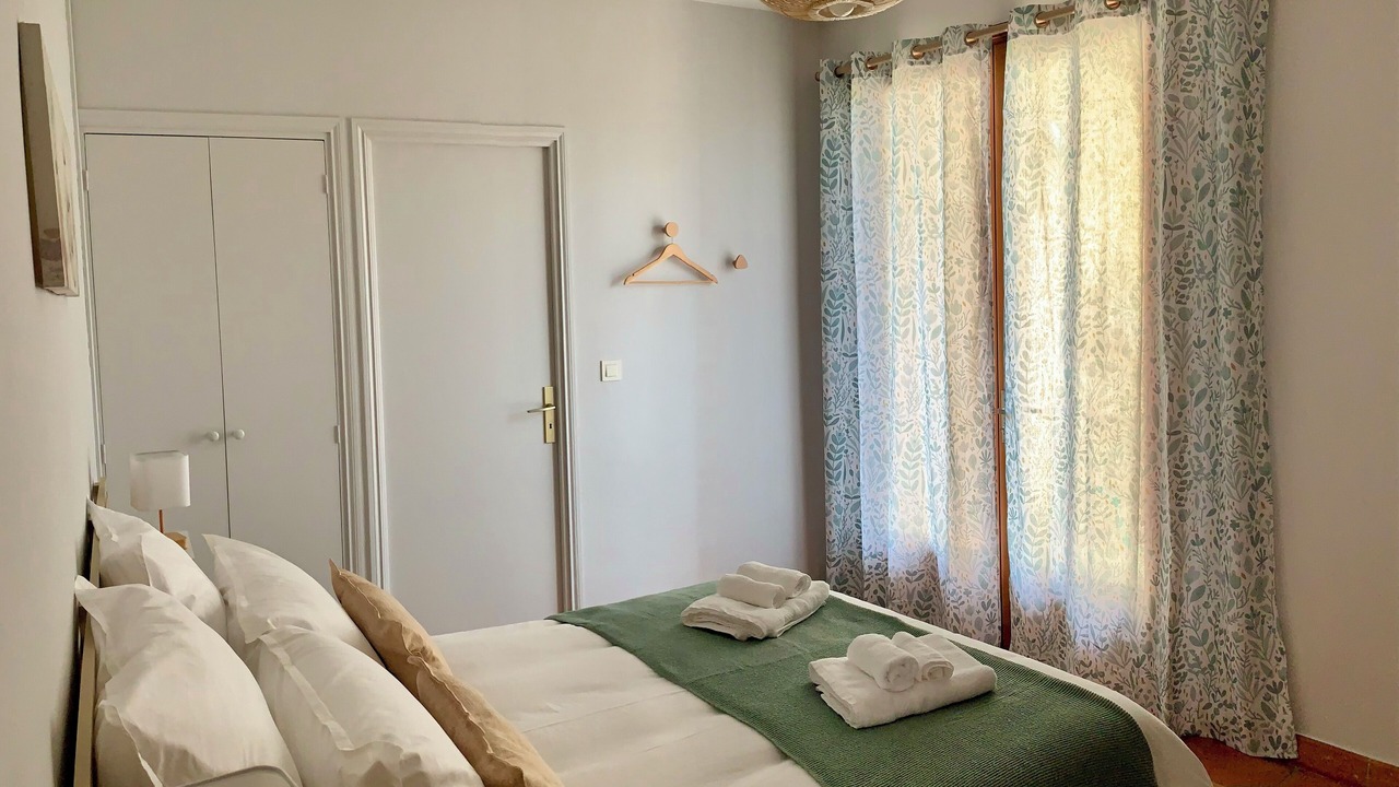 Photo of Bedroom in Beausoleil
