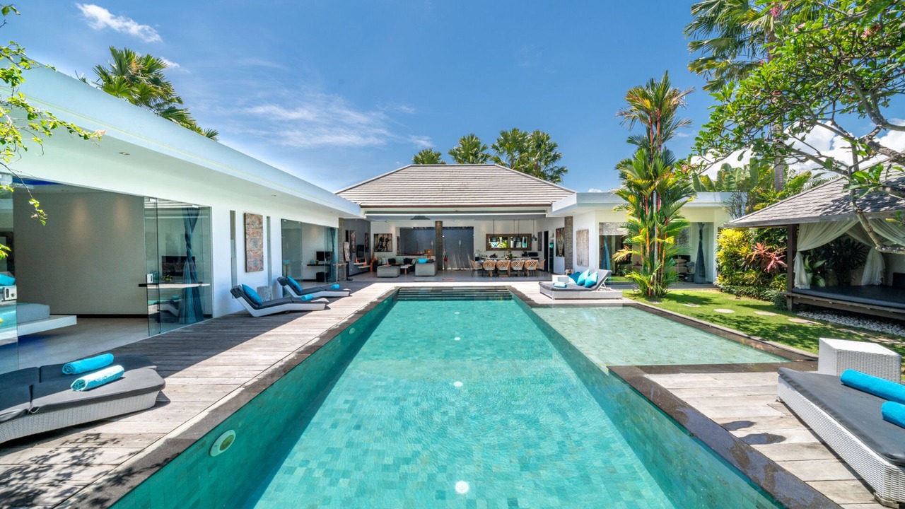 Photo of Outdoor in Sunset Road