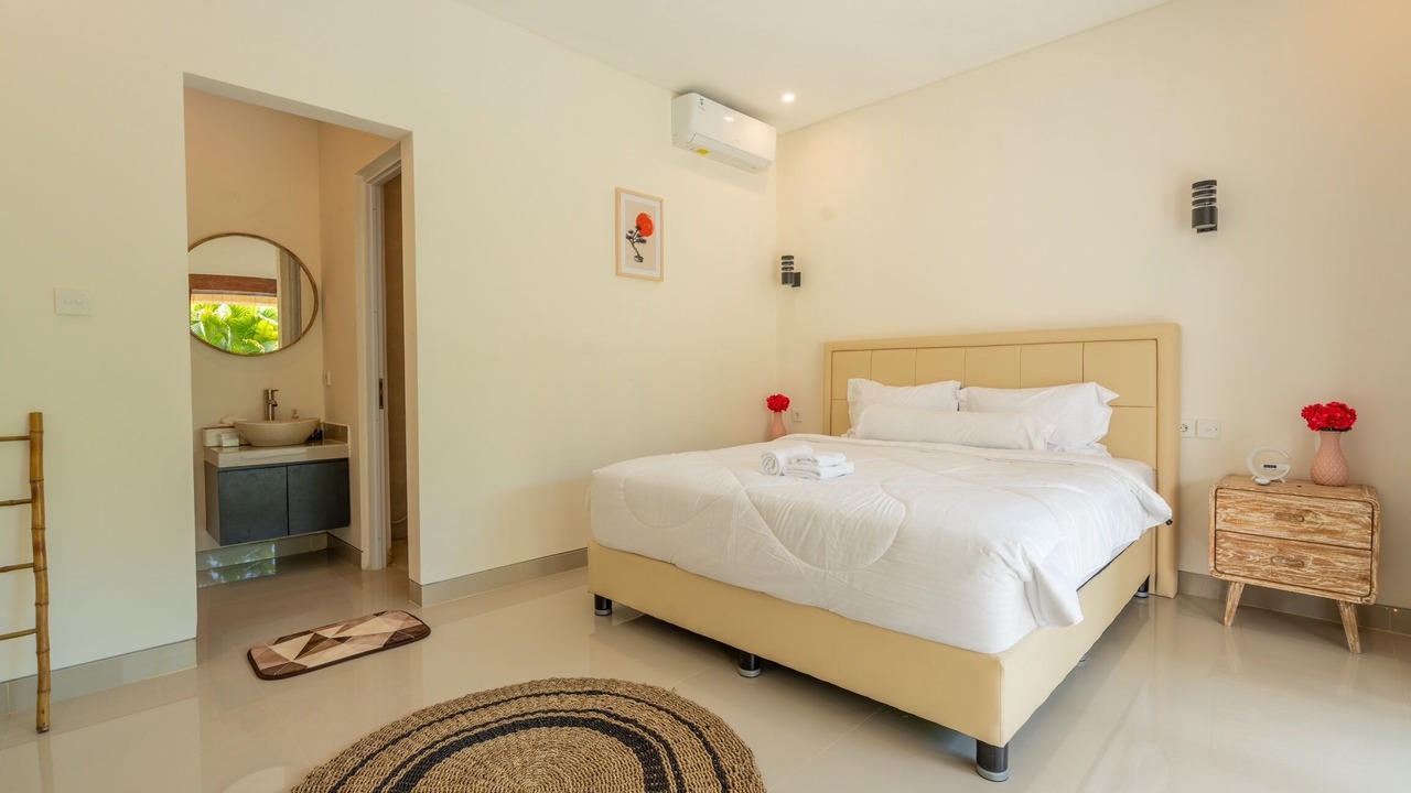 Photo of Bedroom in Pererenan