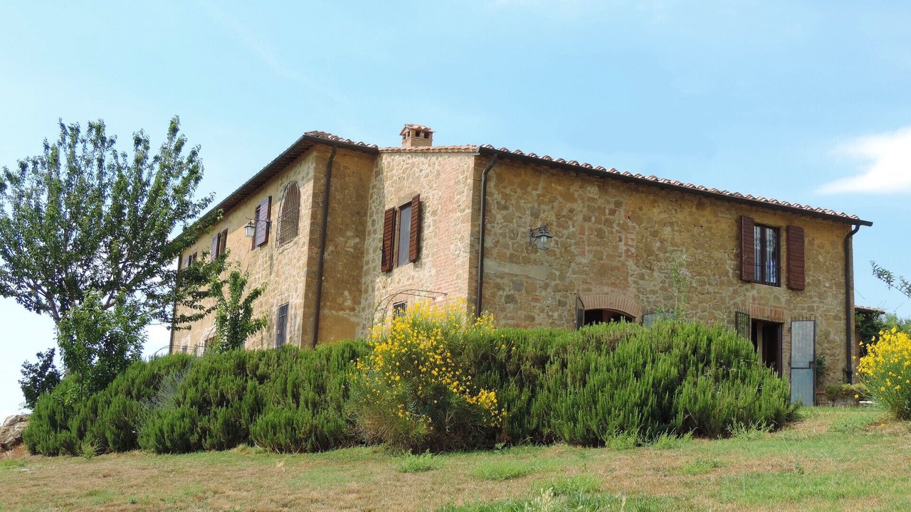 Photo of Others in Pienza